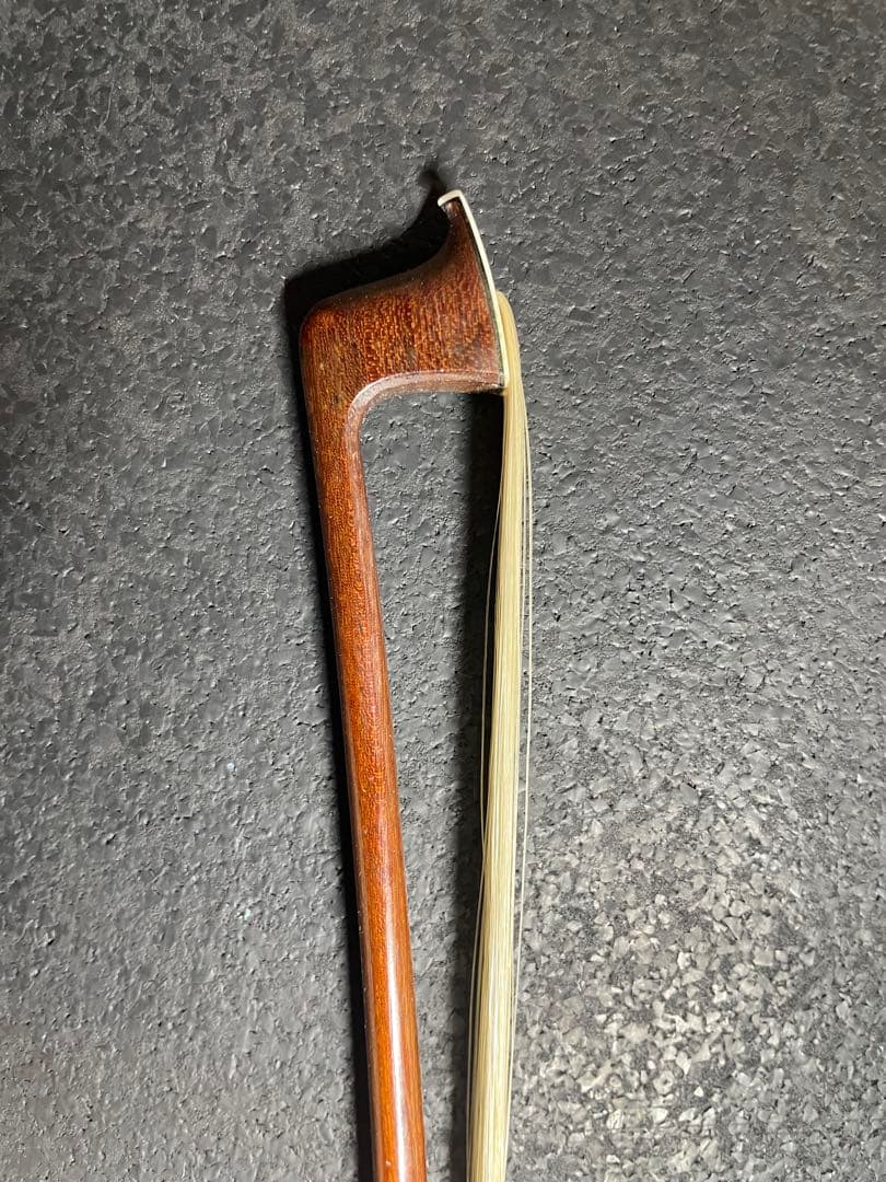 モニークプロー　ヴァイオリン弓　2002年　フランス製