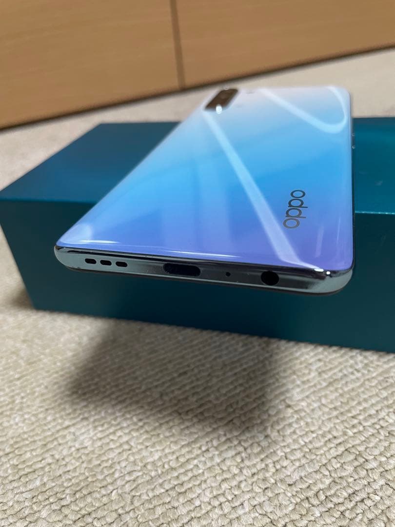 OPPO Reno3 A グラデーションホワイト