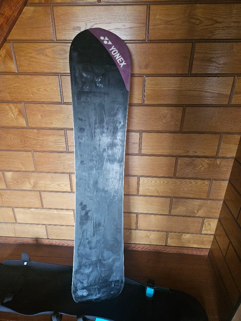 YONEX LUVARTH ヨネックス ラヴァース　ラバース　スノーボード