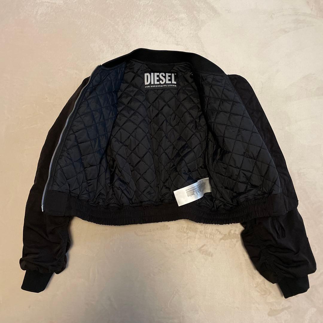 【DIESEL】今季ブルゾン　ボンバージャケット　ロゴ　アウター　ショート丈　黒