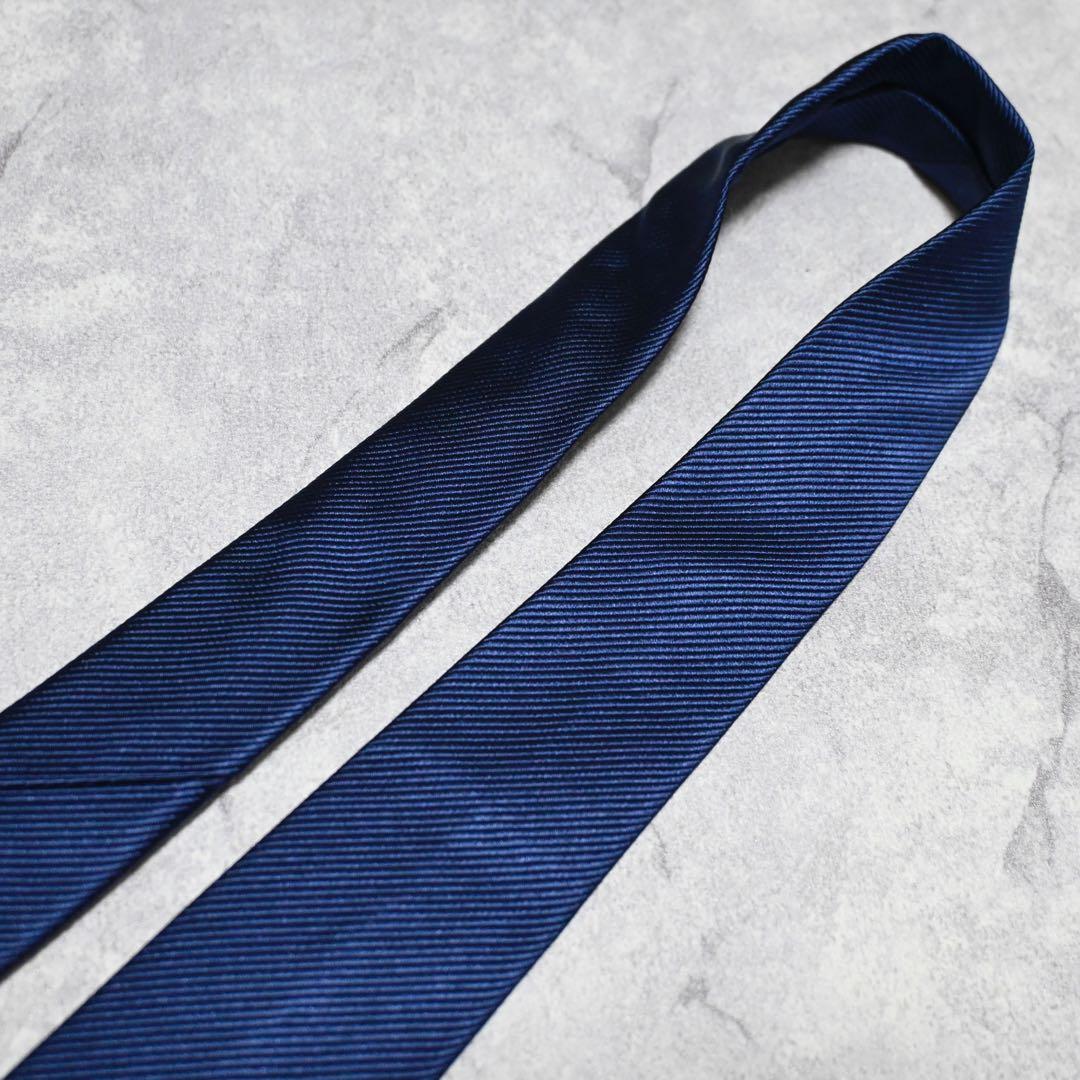 【極美品】Giorgio Armani ネイビー ソリッド ネクタイ