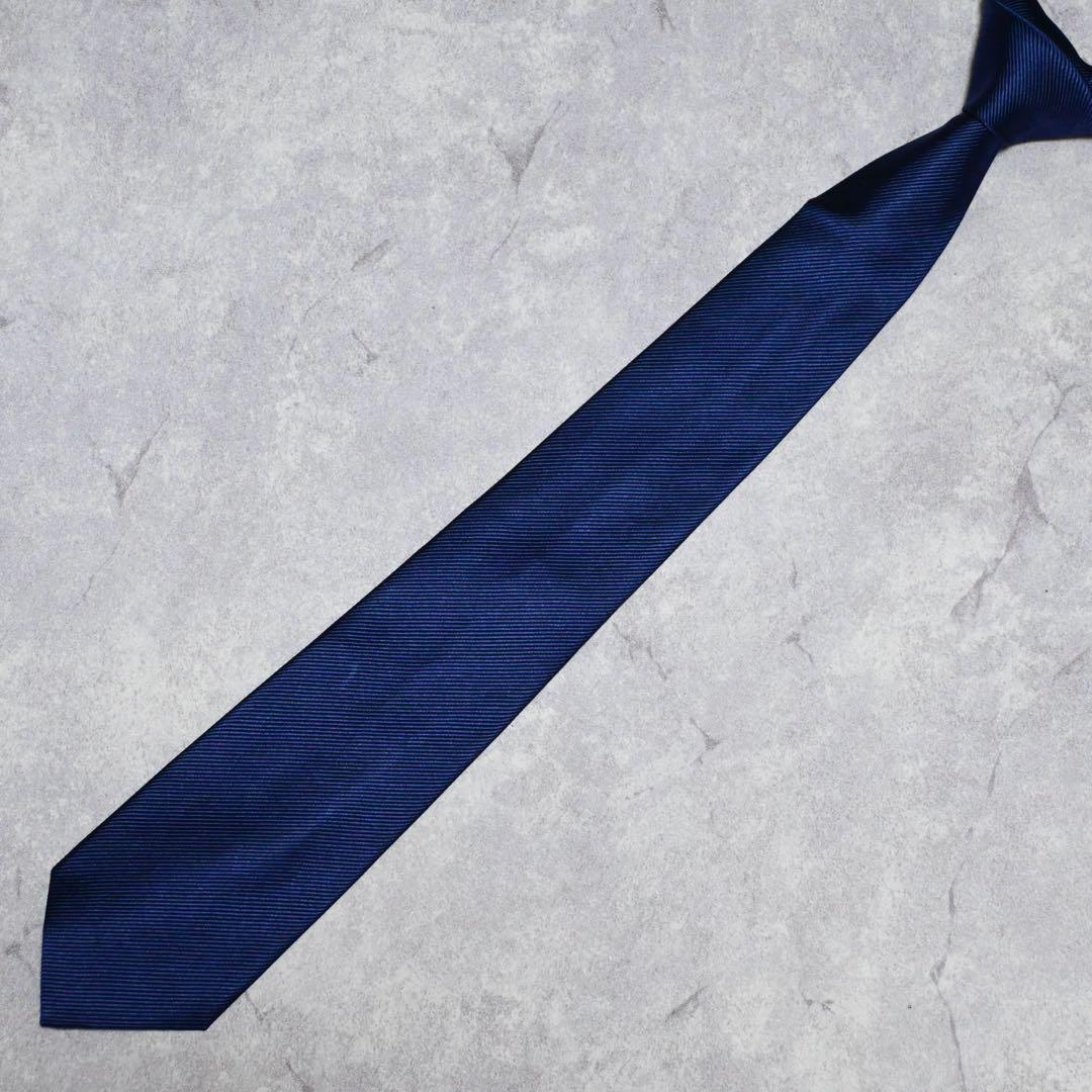 【極美品】Giorgio Armani ネイビー ソリッド ネクタイ