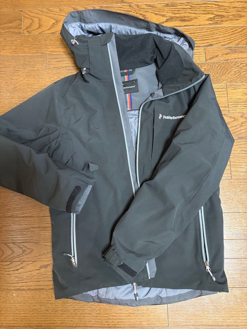 ピークパフォーマンス　マルーン