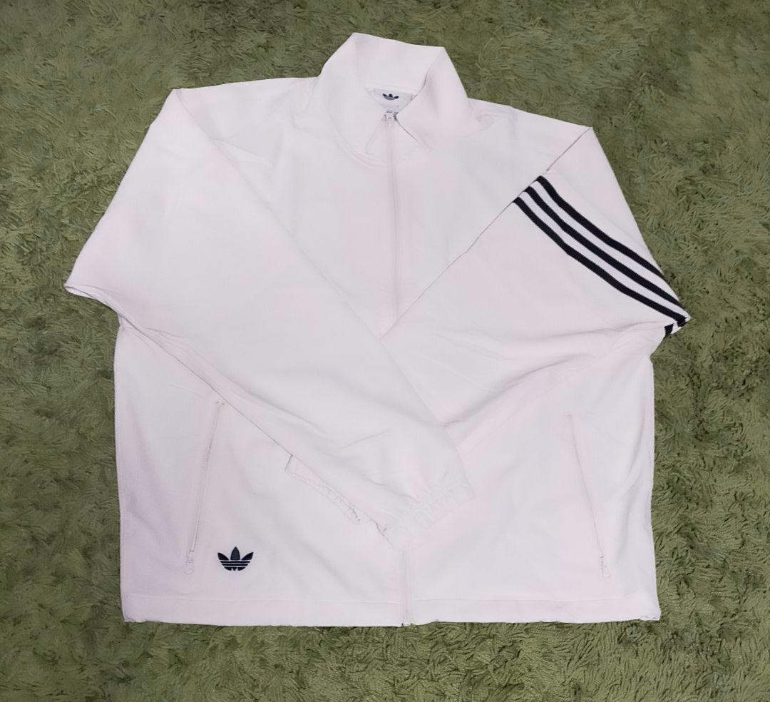 Мサイズ アディダスオリジナルス 上下セットアップ