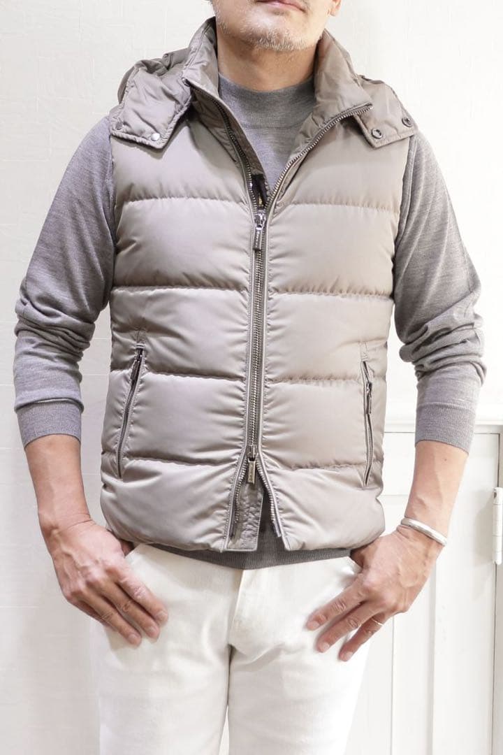 24-25秋冬新作Moorer FIRE-WKムーレーダウンベストVISONE