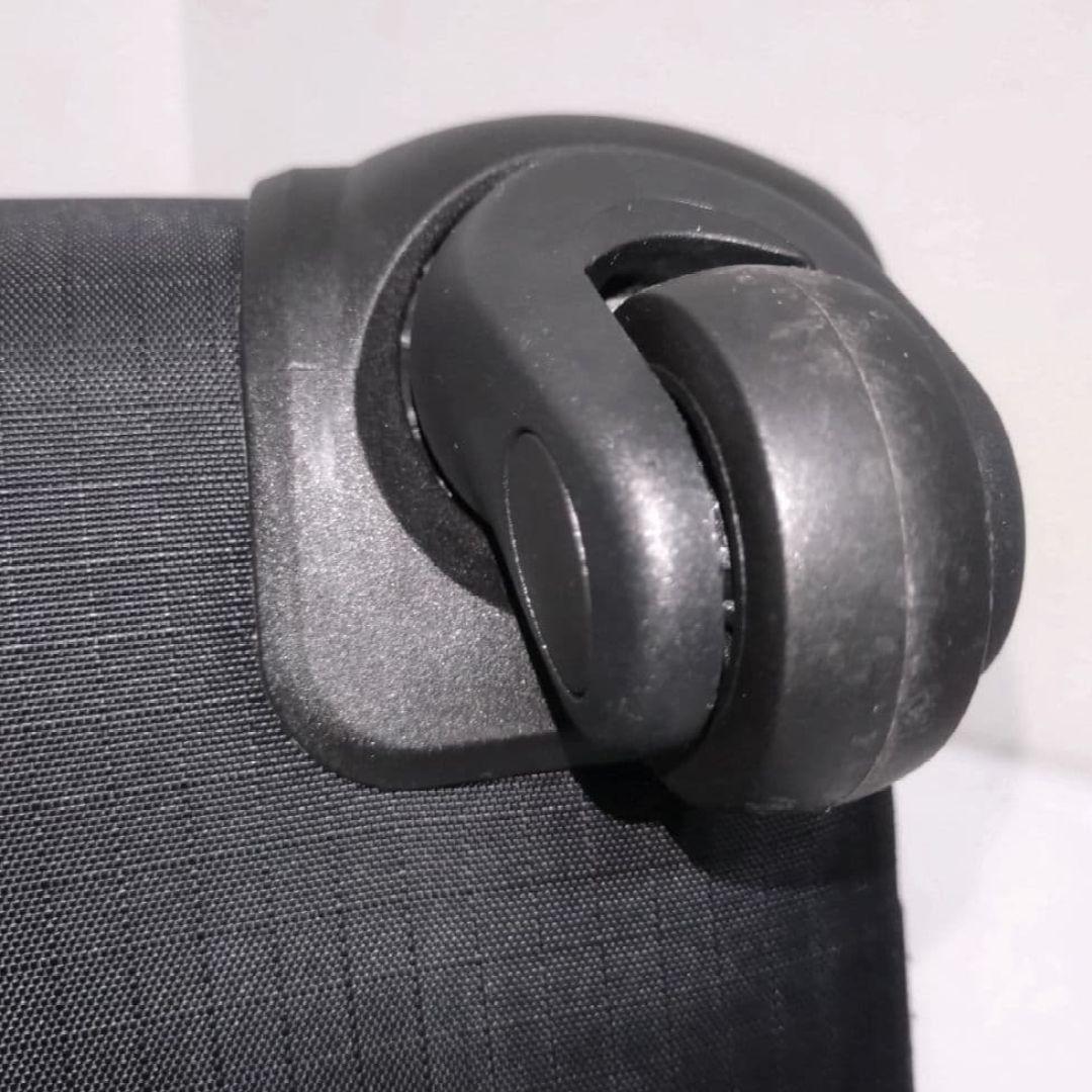 ✨極美品✨レスポートサック　CARRY-ON ROLLER　ブラック　静音