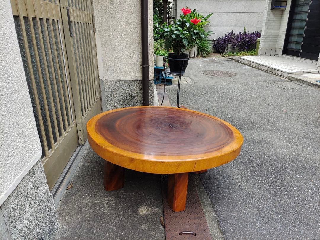 無垢材の自然形状座卓　花台　盆栽台　一枚板　輪切り　脚付き　時代テーブル　日本製