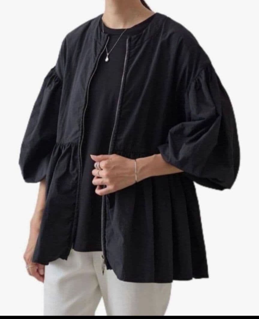 26400円　今季新品　ビアズリー　ペプラム　フレア　ジップ　ブルゾン　黒