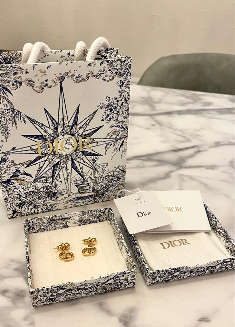 Dior CD Navy ピアス ゴールド