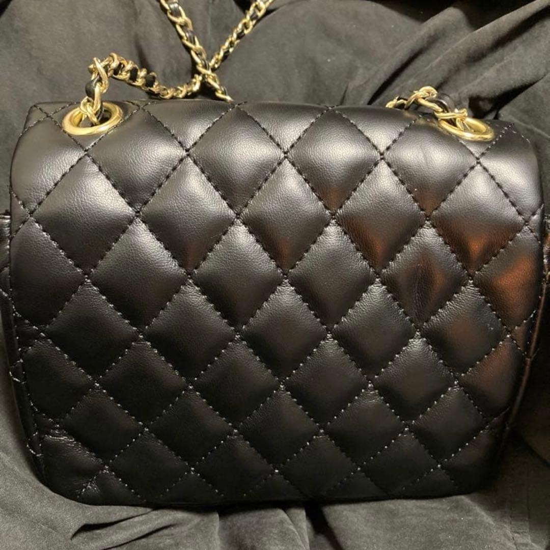 CHANEL シャネル ノベルティ マトラッセ ショルダーバッグ