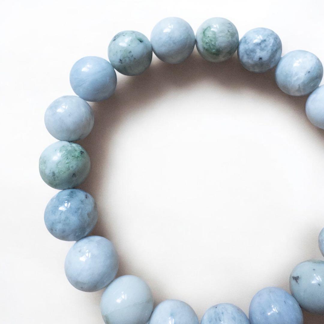 No.724✨天然石✨糸魚川翡翠のブレスレット　約10.5mm 丸玉