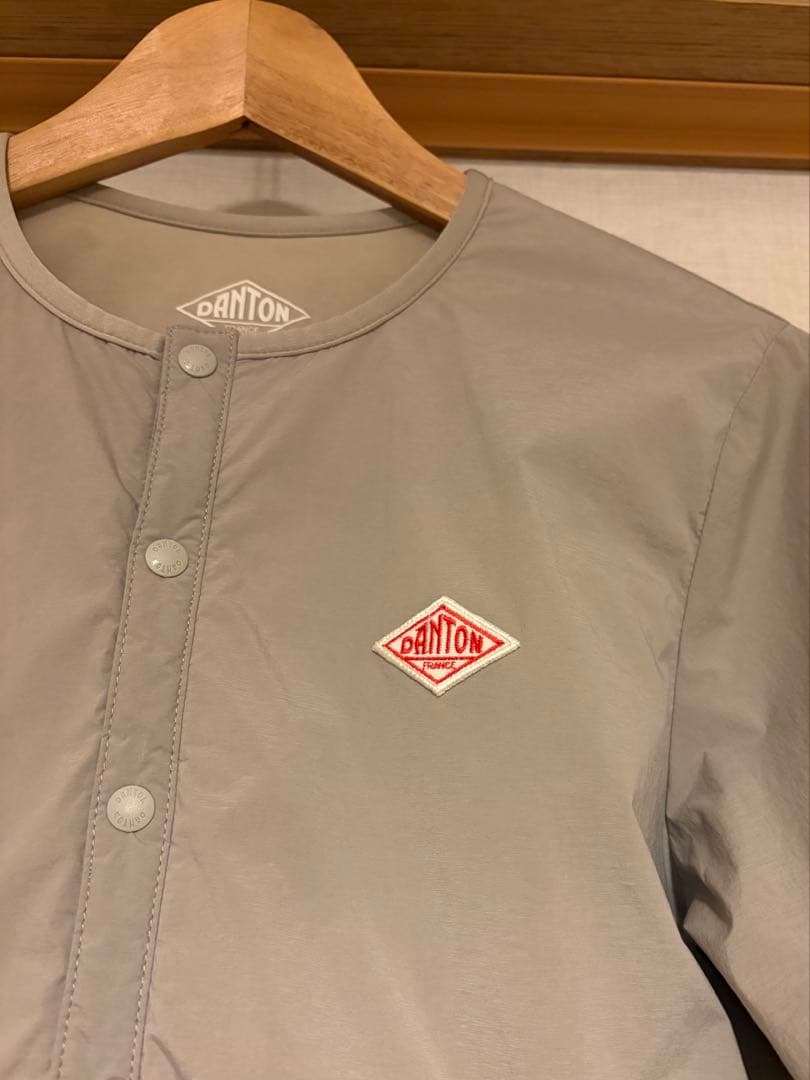 DANTON ノーカラー　インサレーションジャケット トープ