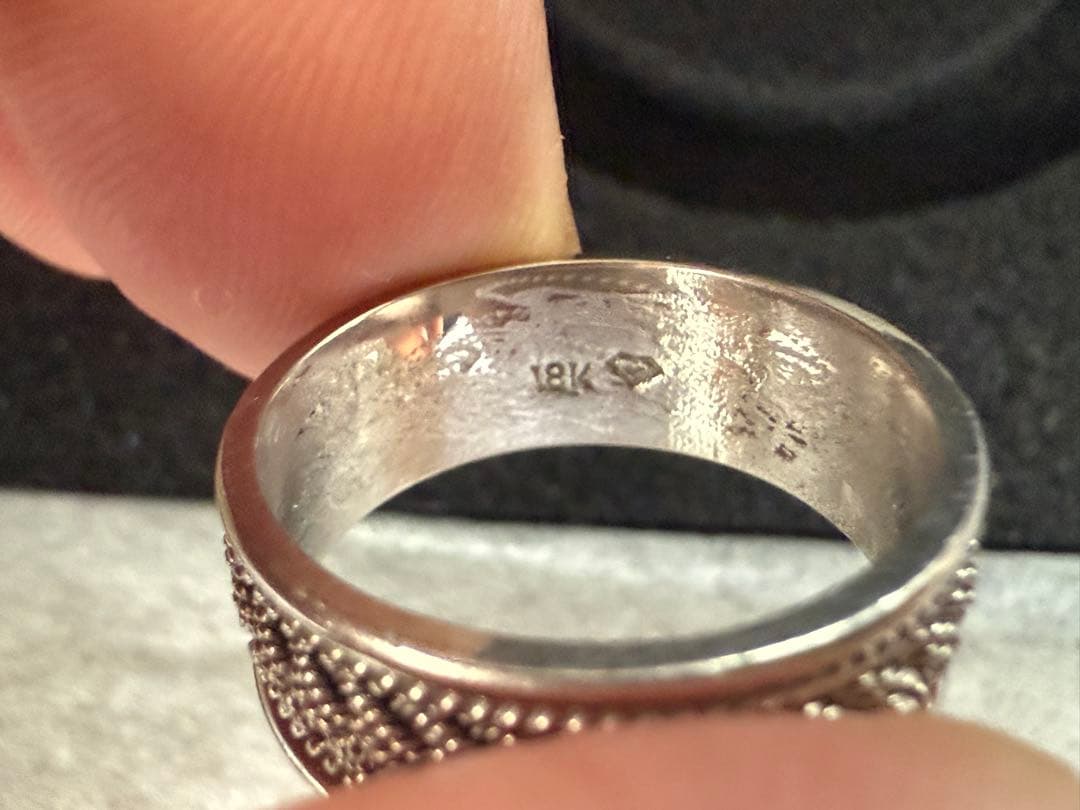 トレソロ K18ホワイトゴールド　カナダ製