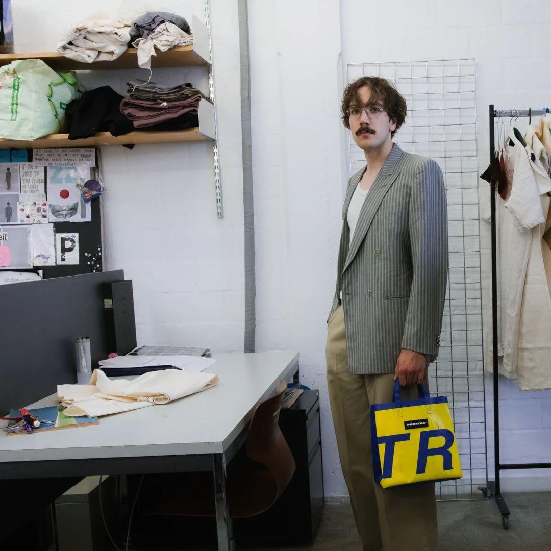 10137 FREITAG SONNY ユニオンジャック 赤 タグ付き