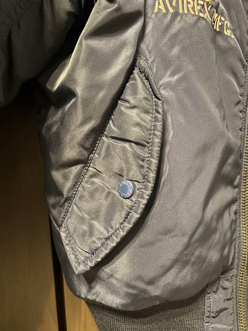 AVIREX/ アヴィレックス　MA-1 フライングシャーク　ロイヤル　Mサイズ