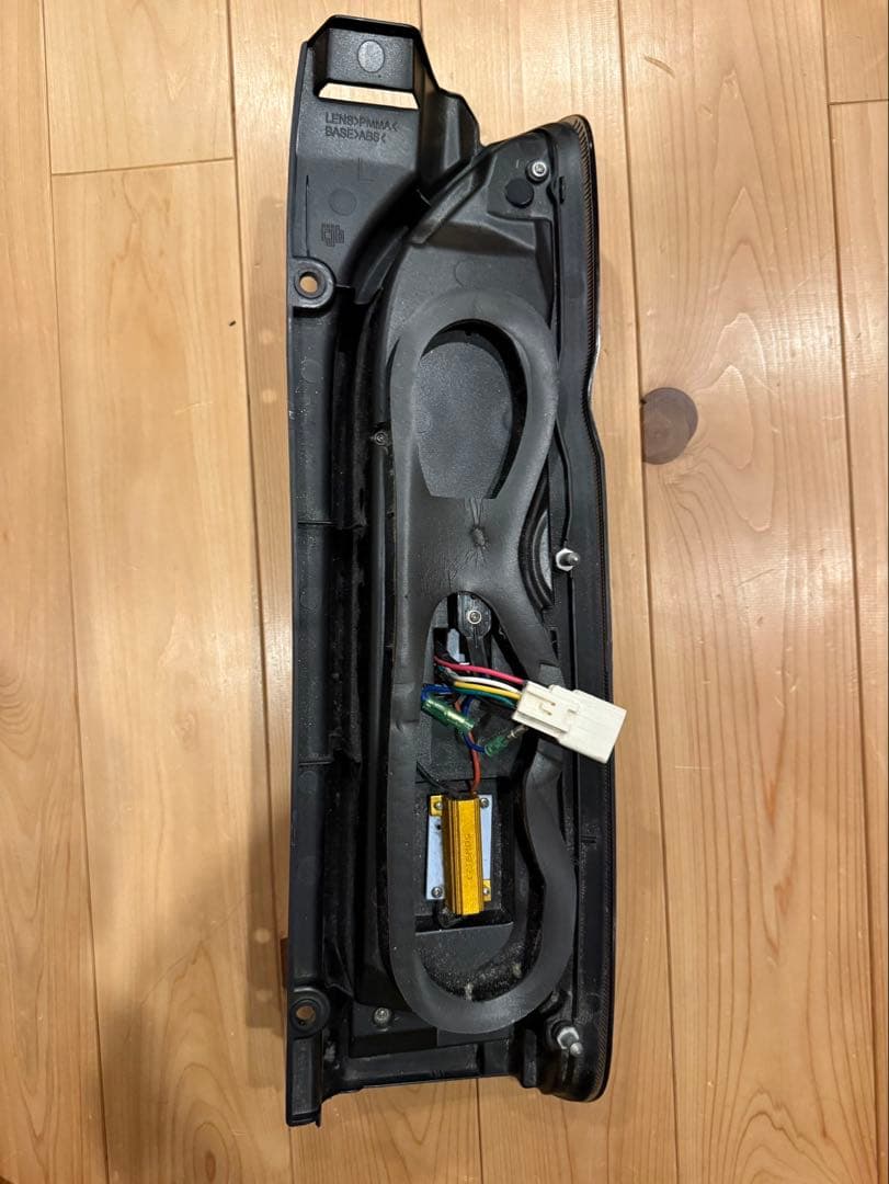 【廃盤】ハイエース200系　Valenti×レガンスコラボ　テールランプ