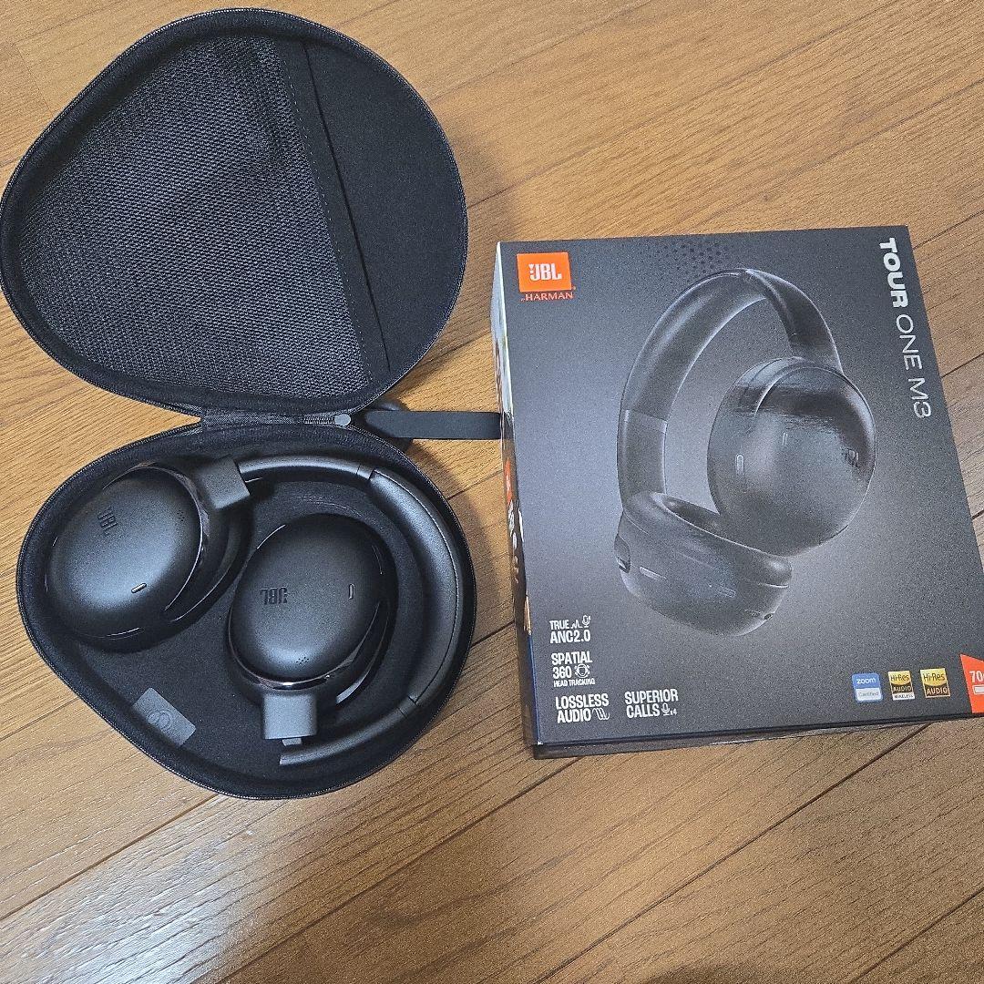 [美品]JBL TOUR ONE M3 ワイヤレスヘッドホン