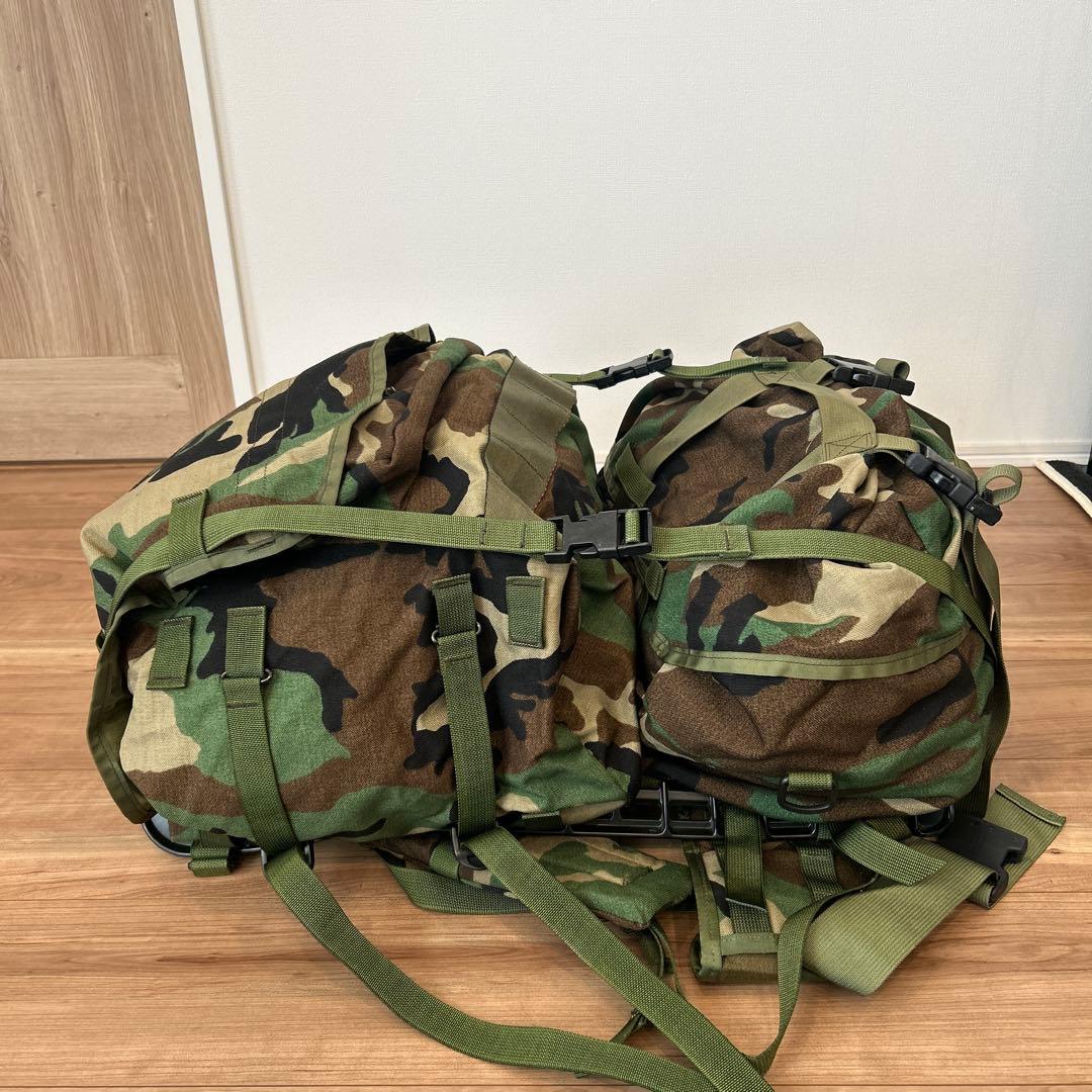 【お探しの方ぜひ】米軍放出品 バックパック MOLLE 2 メインパック5点
