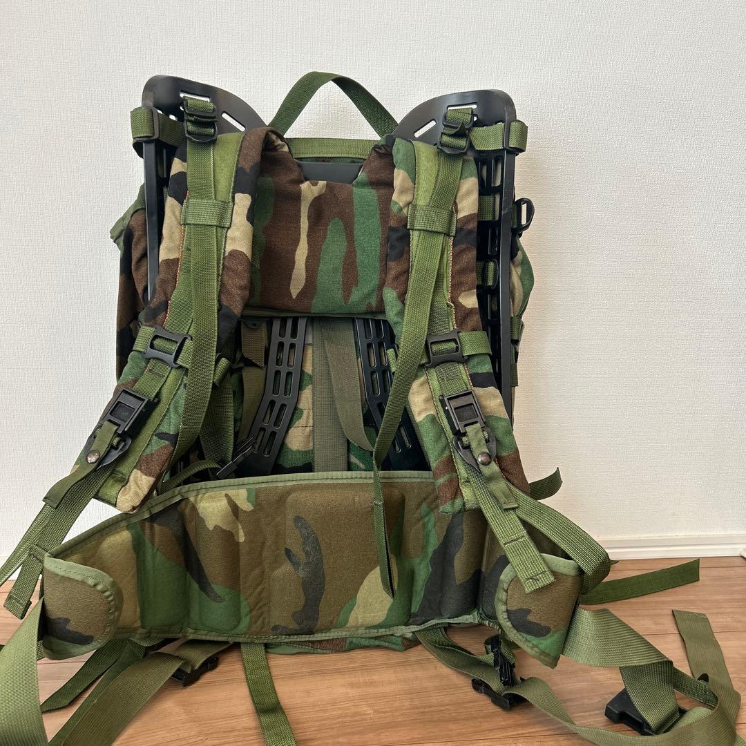 【お探しの方ぜひ】米軍放出品 バックパック MOLLE 2 メインパック5点