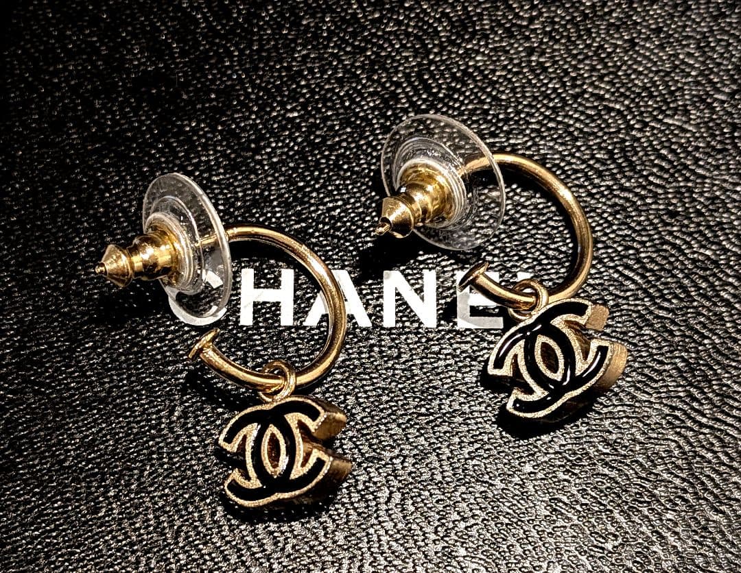 正規品 シャネル ココマーク フープピアス黒