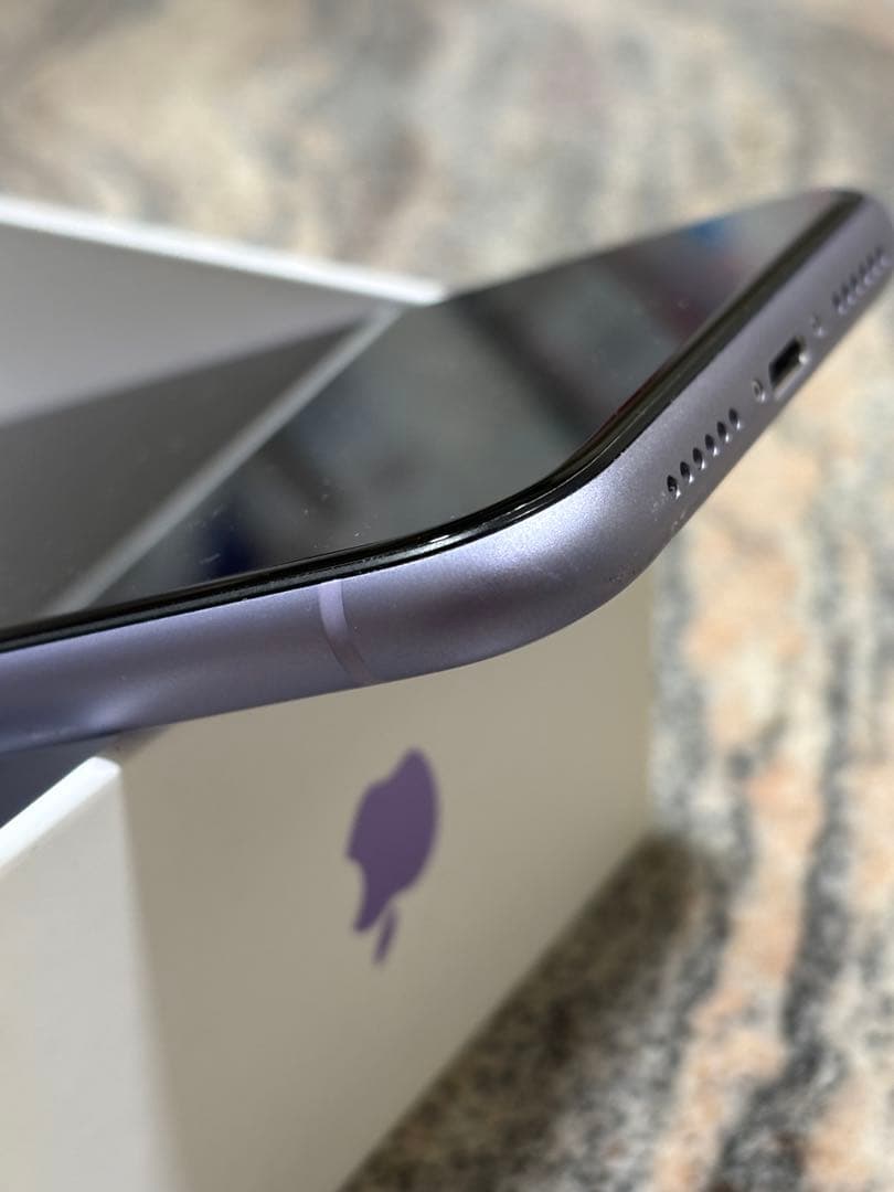 【極美品】iPhone11 パープル 128GB