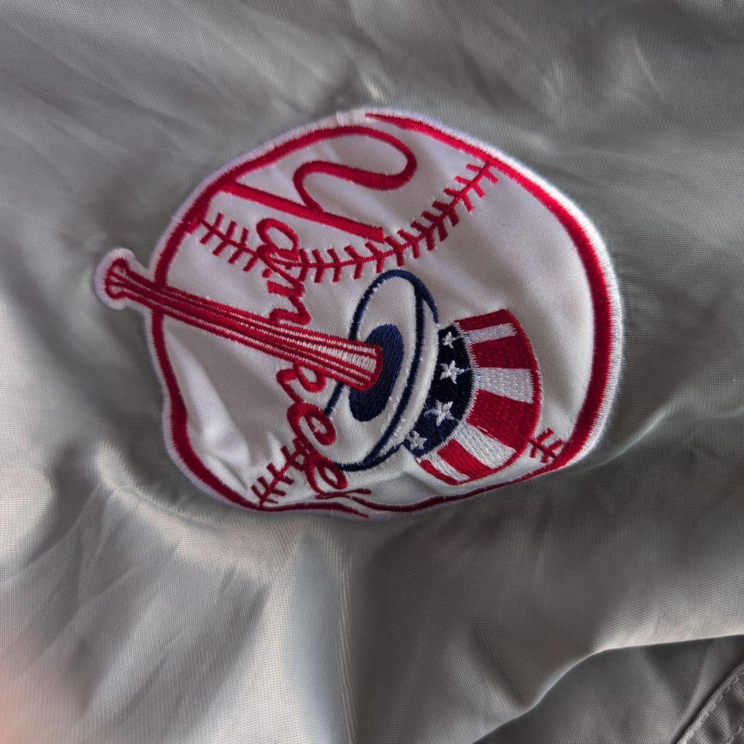 イ*ー様 90s スターター ニューヨークヤンキース ナイロンスタジャン L シ