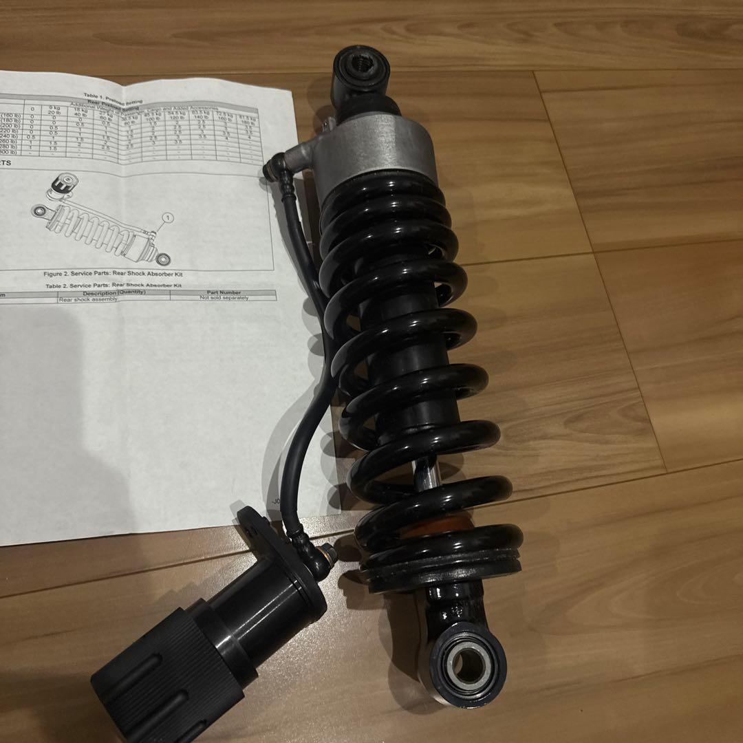 ハーレーダビッドソンファットボブ純正ショック