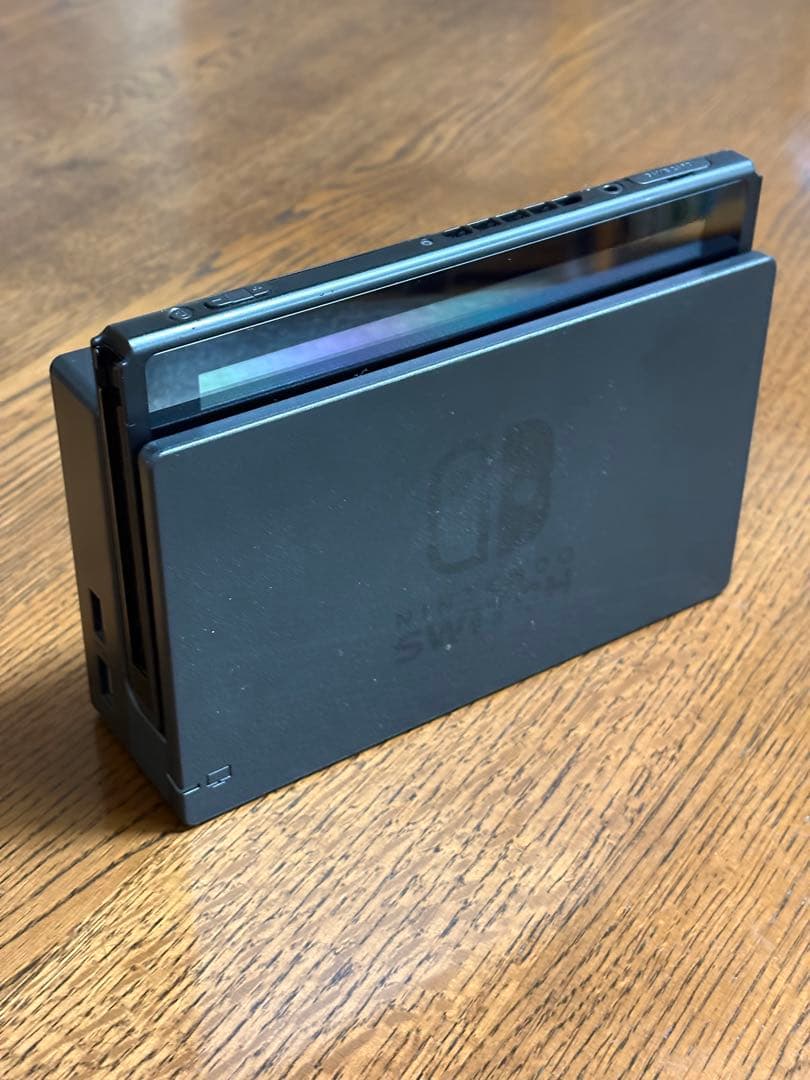 バッテリーほぼ新品Switch 本体+ドック+ケーブル
