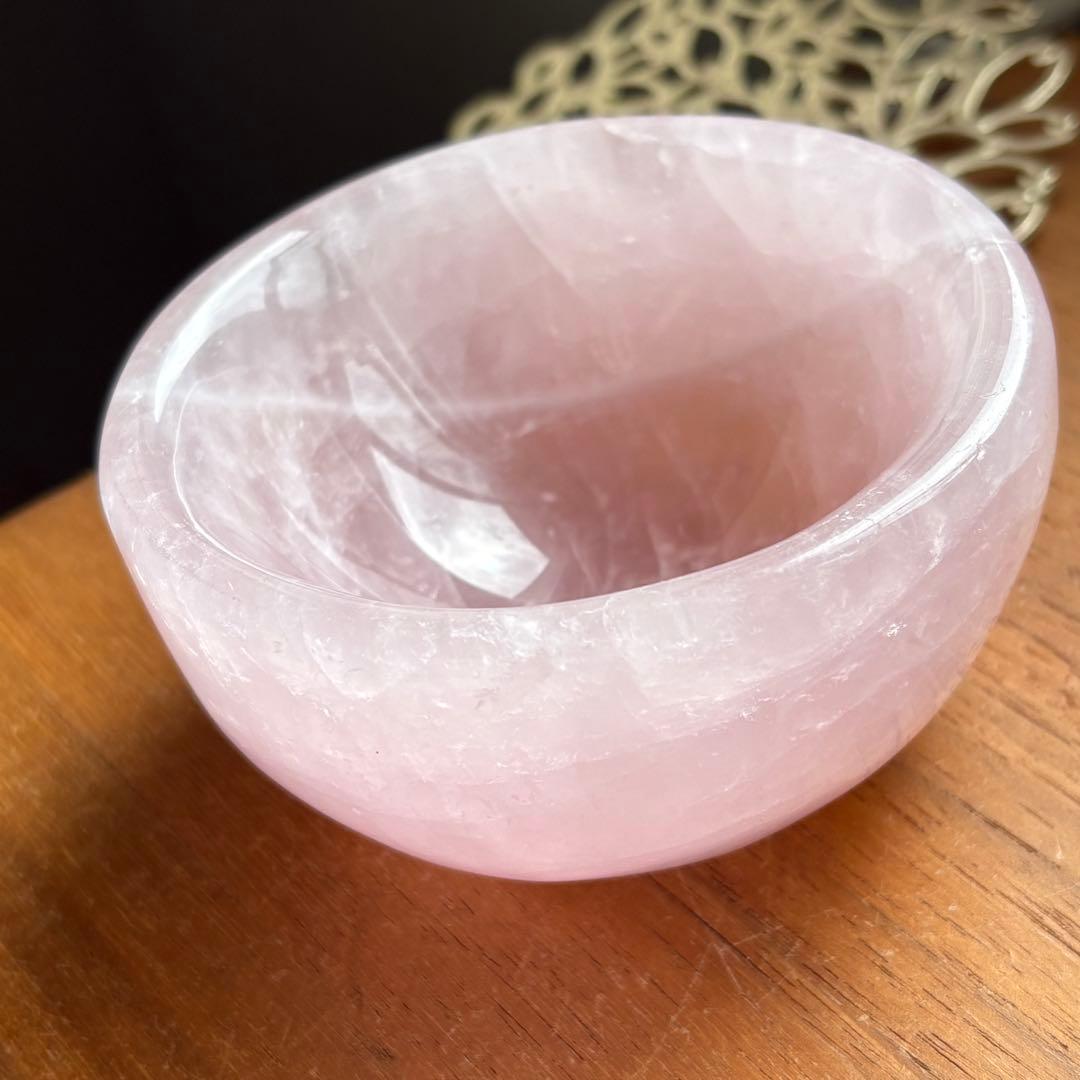 Takahiroさま専用　天然石 マダガスカル産ローズクォーツ お椀430g