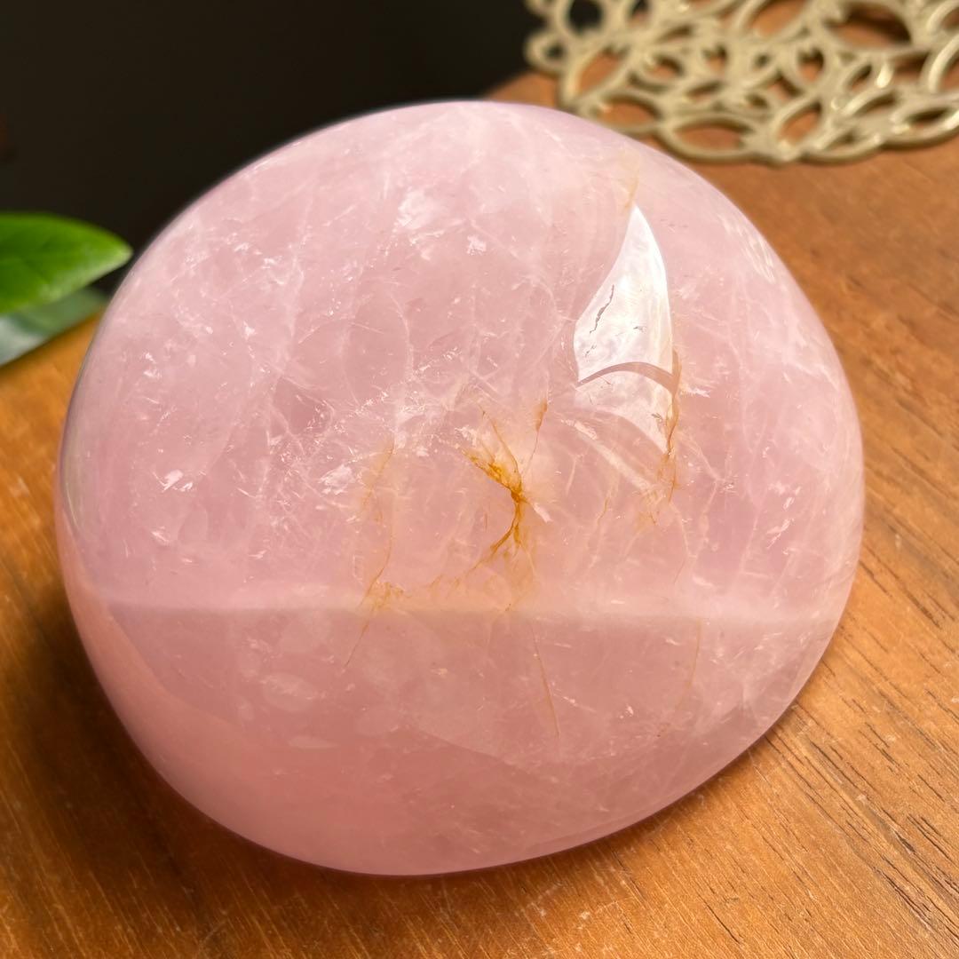 Takahiroさま専用　天然石 マダガスカル産ローズクォーツ お椀430g
