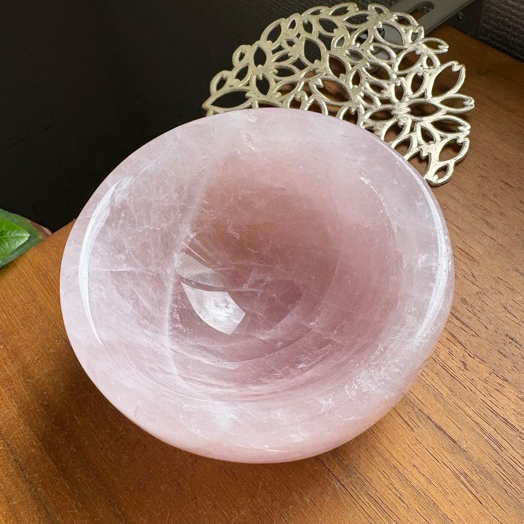 Takahiroさま専用　天然石 マダガスカル産ローズクォーツ お椀430g