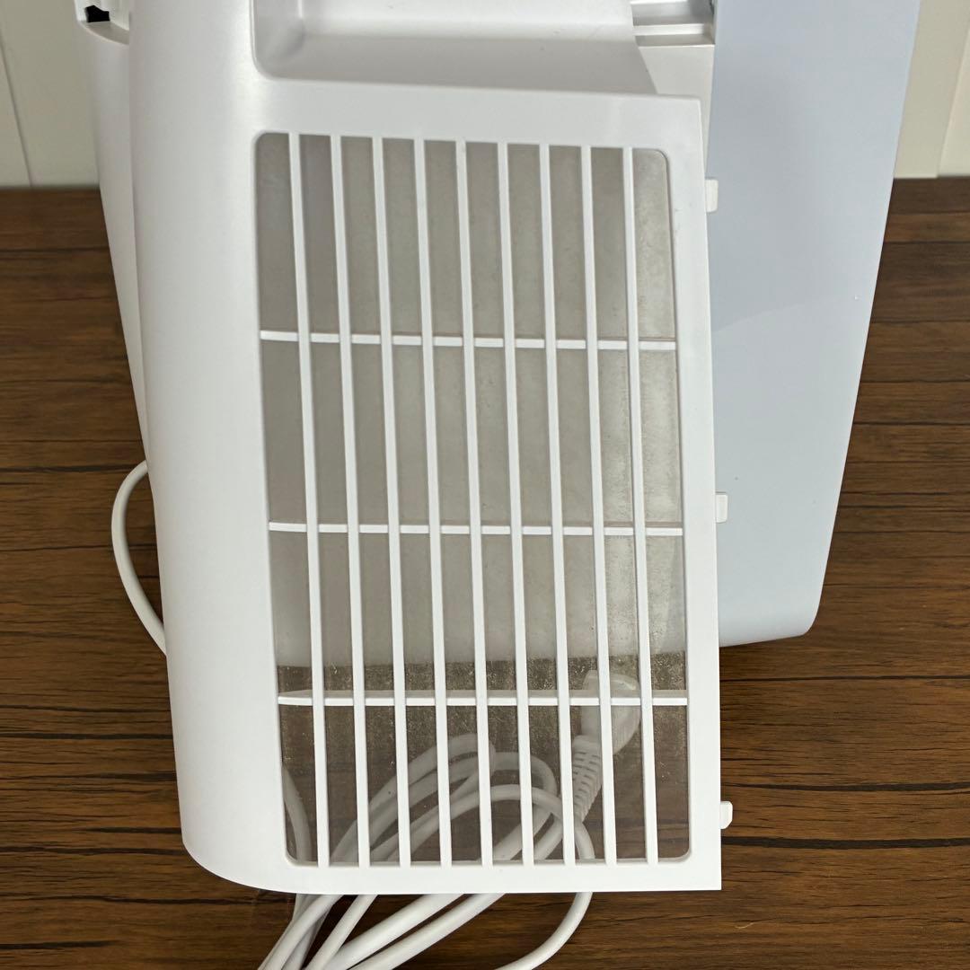 【美品】SHARP 冷風・衣類乾燥除湿機　CM-T100-W 2025年製