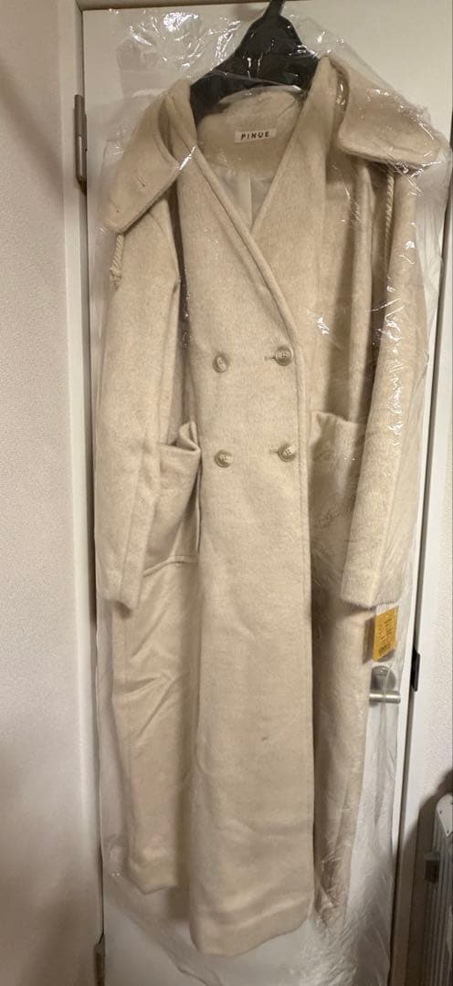 新品タグ付き pinue フード付きノーカラーコート IVORY アイボリー