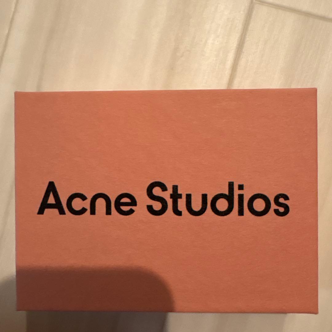 Acne Studios 折りたたみ式レザーウォレット