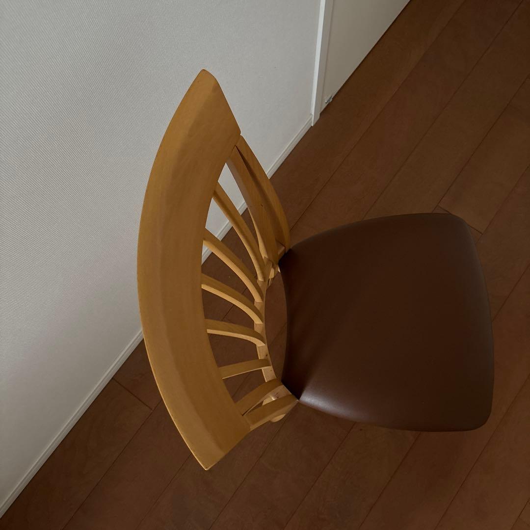 イタリア製（イデアルセディア）ダイニングチェア