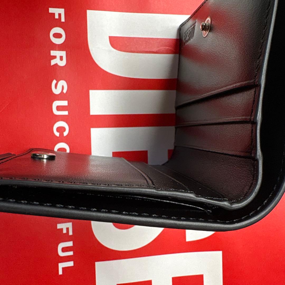 diesel 二つ折り財布 黒