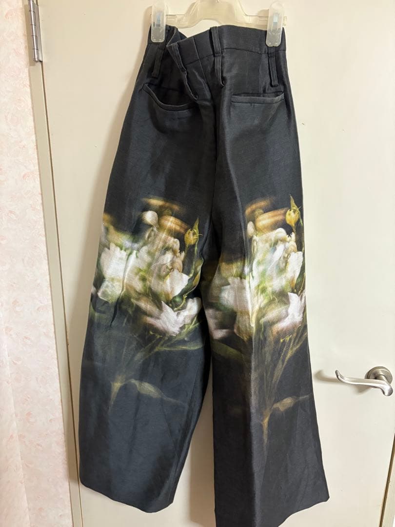 TAAKK フラワーワイドトラウザーズ　サイズ2
