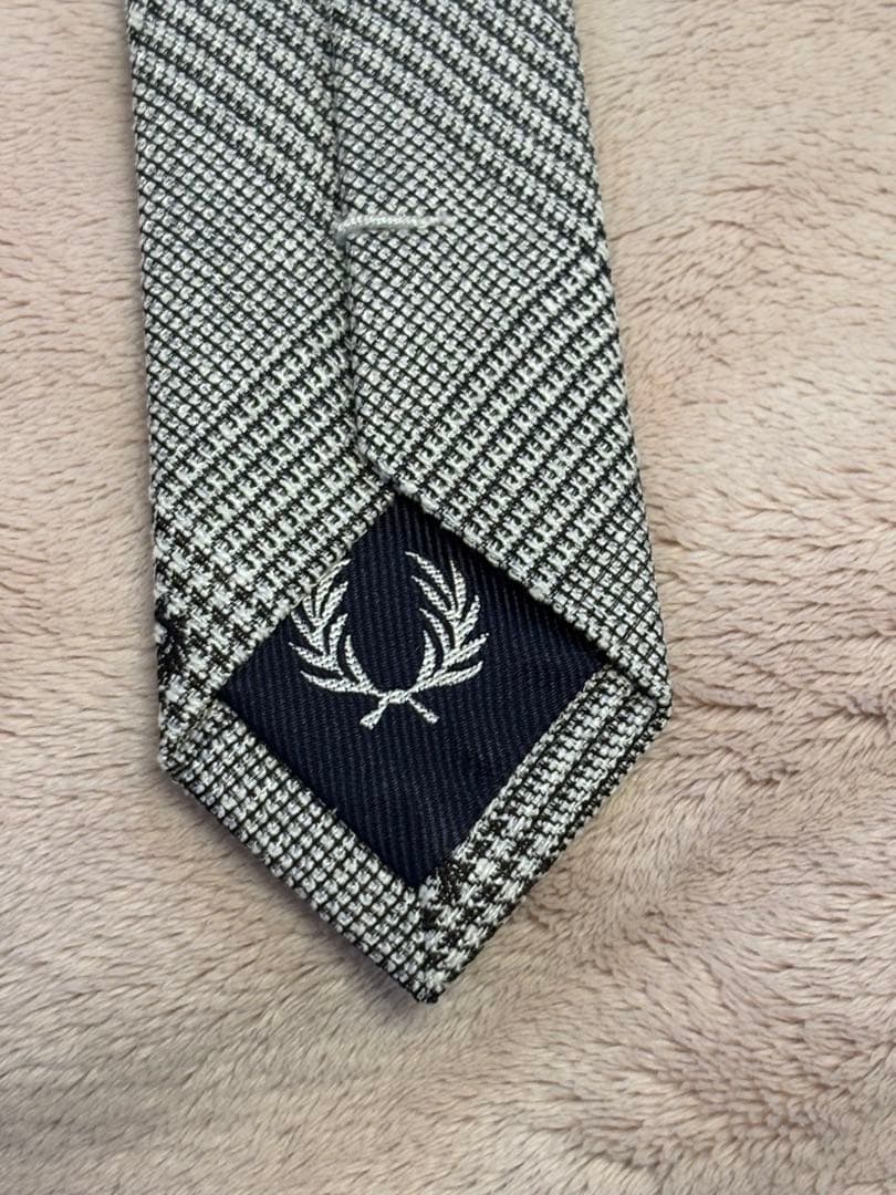 【新品未使用・タグ付き】フレッドペリー　ネクタイ グレー　チェック