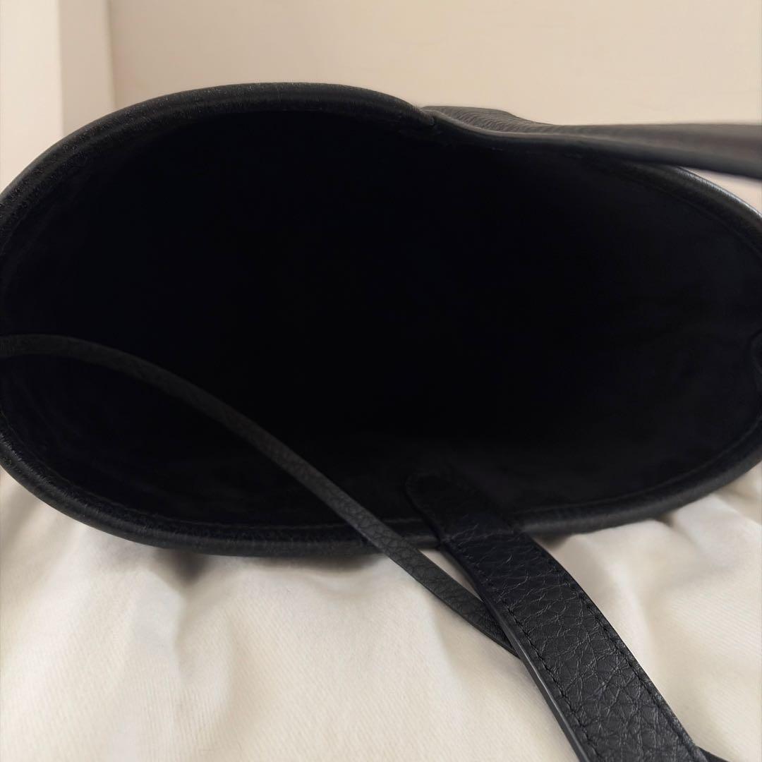 THE ROW ザロウ パークトート スモール 新刻印 型押しロゴ ブラック