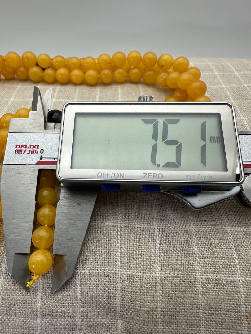 ☆天然☆ バルト海産 天然アンバー 琥珀 蜜蝋ネックレス アクセサリー 綺麗美品