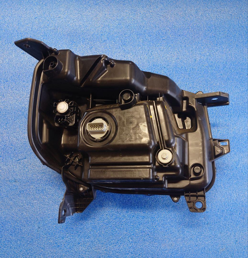 ホンダnboxヘッドライト