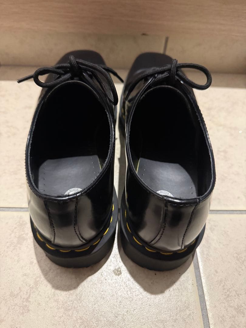 y*9様 Dr.Martens スクエア 3ホール 1461 黒　UK9