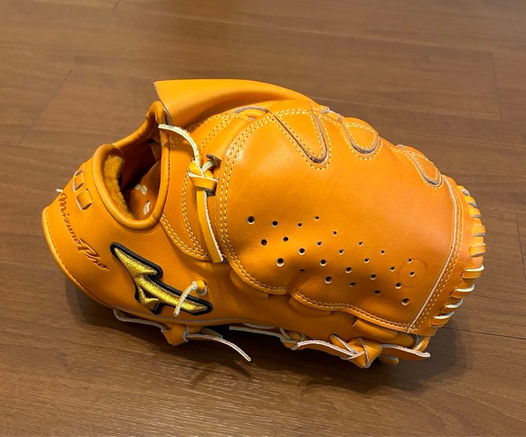 【極美品】MIZUNO PRO 硬式 投手型 1AJGH22001 ミズノ　プロ