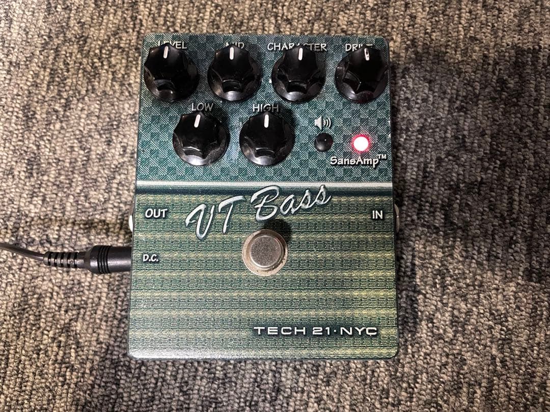 TECH21 Sansamp VT Bass アンプシミュレーター
