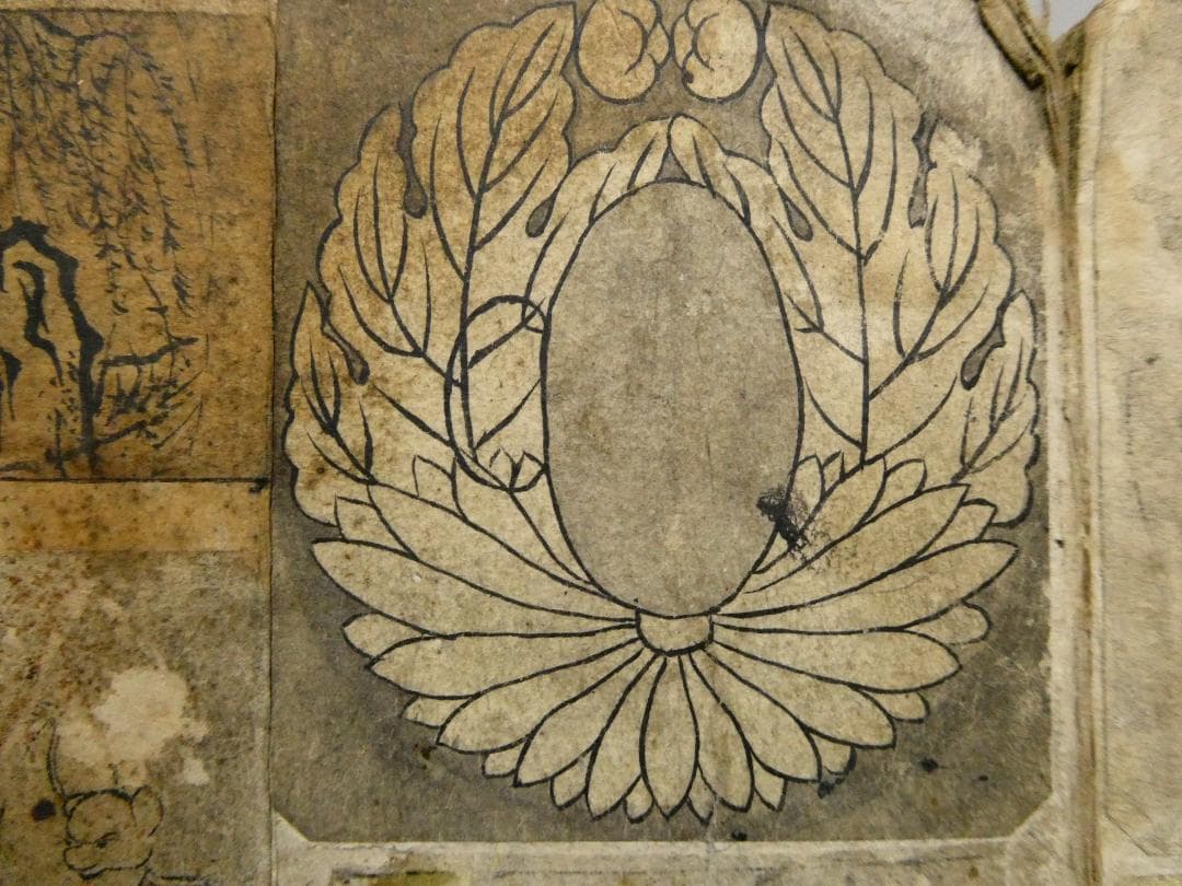 江戸時代 金工師による刀装具下絵帳　◆武具意匠の貴重資料　鍔・縁頭・目貫など