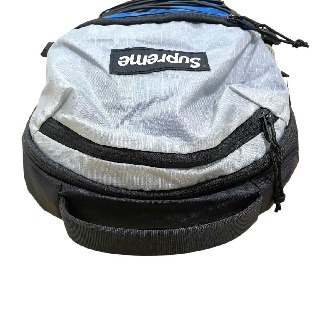 シュプリーム バックパック リュックサック 3D ロゴ 青 ブルー 黒 ブラック