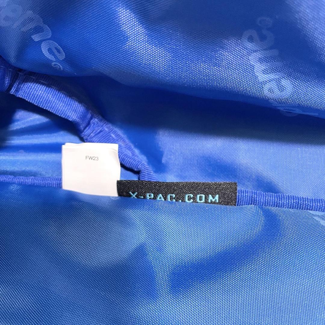 シュプリーム バックパック リュックサック 3D ロゴ 青 ブルー 黒 ブラック