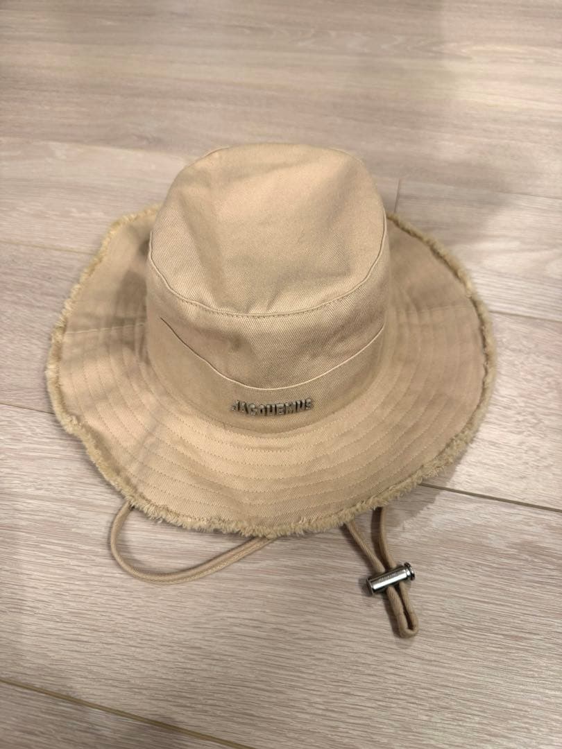 JACQUEMUS Les Classiques バケットハット