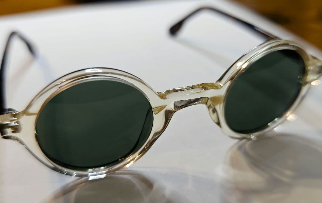 lohause クリアフレーム オーバルサングラス