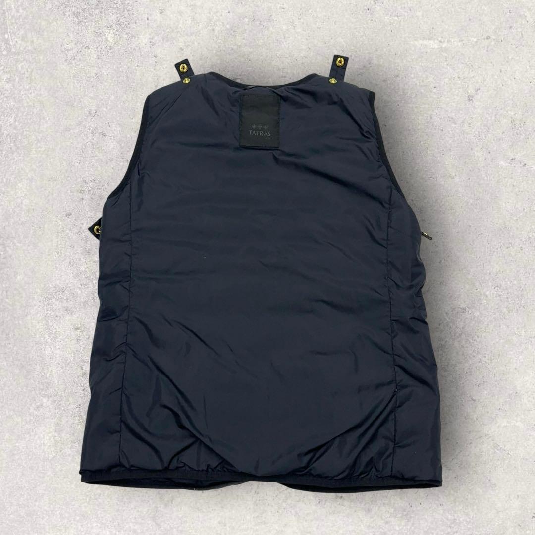 11642【美品】TATRAS ダウンライナー付きトレンチコート　ロゴワッペン